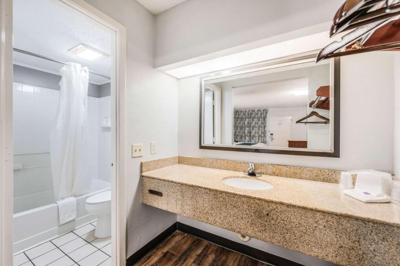 Motel 6-Tupelo, Ms - Downtown Zewnętrze zdjęcie