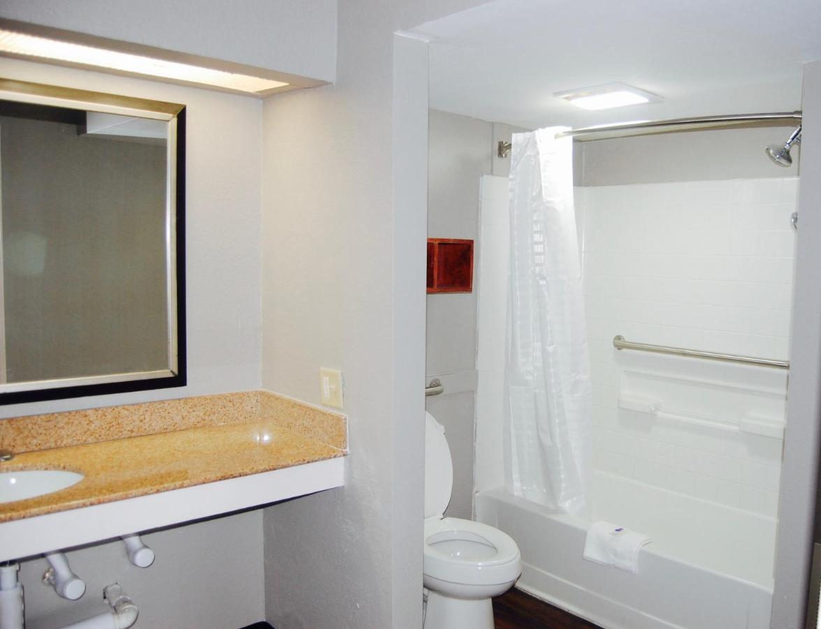 Motel 6-Tupelo, Ms - Downtown Zewnętrze zdjęcie